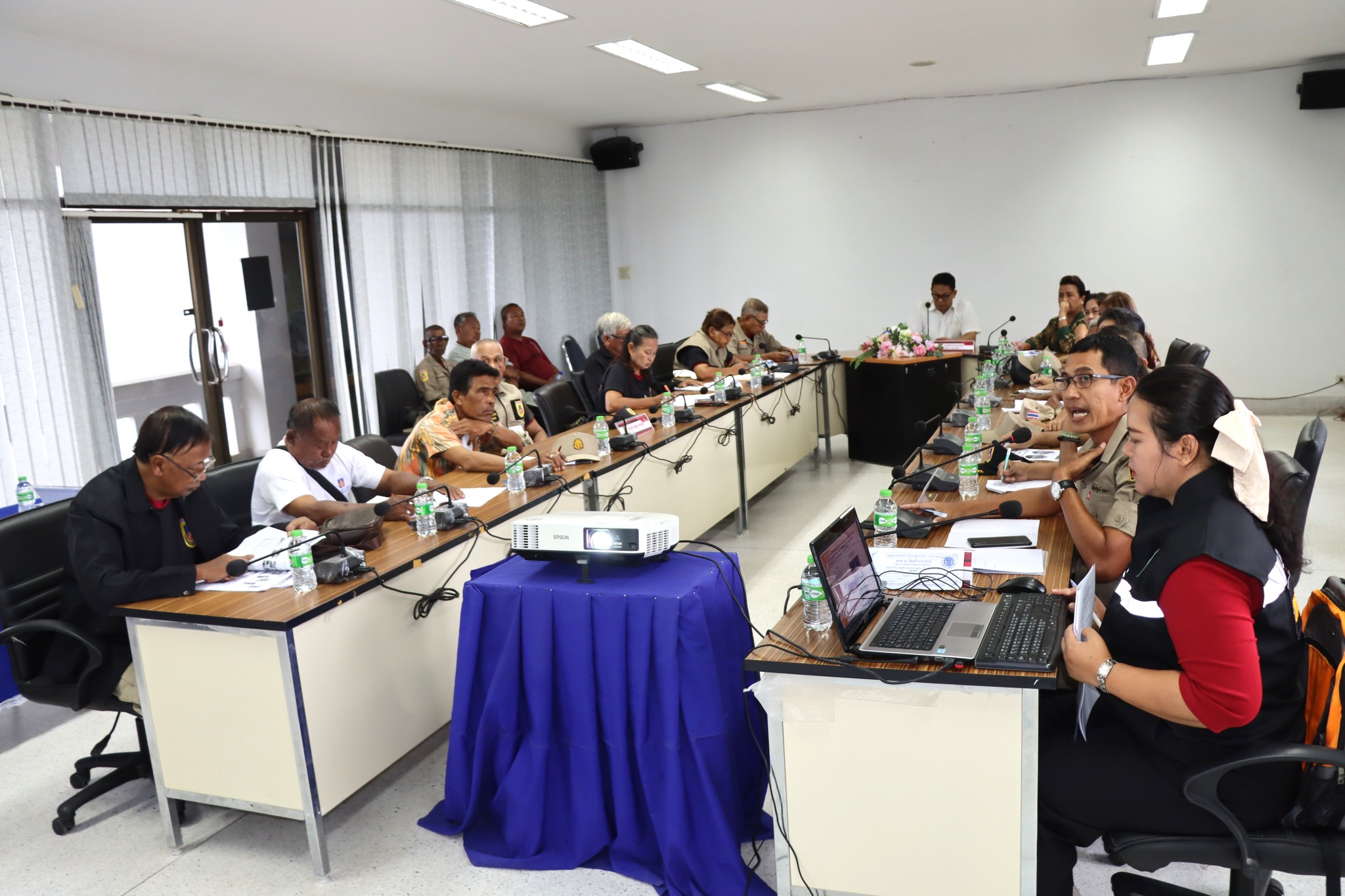 ประชุมเจ้าหน้าที่ประจำศูนย์ คณะกรรมการประสานงานศูนย์และสมาชิก อปพร.เทศบาลตำบลวังไผ่ ✅ คลิ๊ก Link ด้านล่างเพื่อดูข้อมูล👇