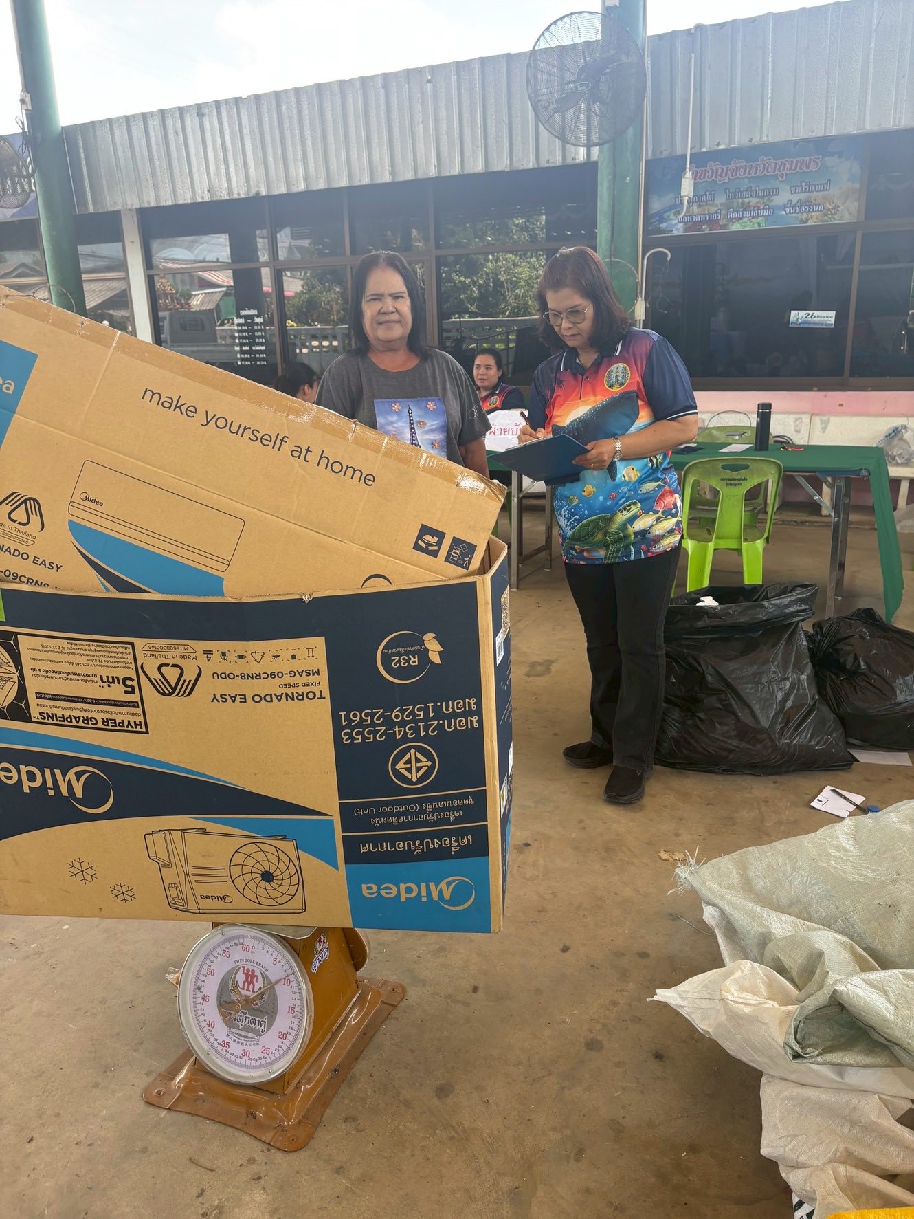 ธนาคารขยะเทศบาลตำบลวังไผ่เปิดรับซื้อขยะรีไซเคิล ประจำเดือน เมษายน 2569