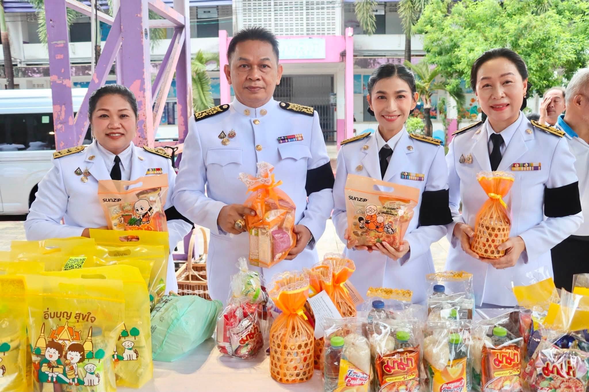 พิธีทำบุญตักบาตร พิธีทางศาสนามหามงคล และพิธีถวายสัตย์ปฏิญาณตน เนื่องในโอกาสวันเฉลิมพระชนมพรรษา พระบาทสมเด็จพระเจ้าอยู่หัว 28 กรกฎาคม 2569