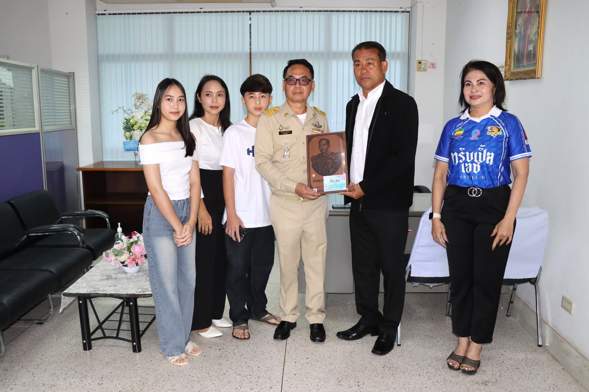 เทศบาลตำบลวังไผ่ให้การต้อนรับและแสดงความยินดีกับ นายประจวบ มิตร์วงษา เนื่องในโอกาสย้ายมาดำรงตำแหน่ง ปลัดเทศบาลตำบลวังไผ่